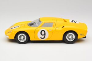 Ferrari 250 LM #21 M. Gregory / J. Rindt NART 24 Hours of Le Mans Winner 1965 Hot Wheels 1:18 25729 Druckguss — Bild 4 von 8