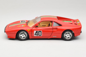 Ferrari 288 GTO #40 Rot Italienische Flagge 1984 Bburago 1:18 3027-P1 Druckguss — Bild 4 von 8