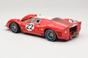 Ferrari 330 P4 #22 Scuderia Filipinetti Poor Condition 1967 Revell 1:18 48825-P1 Druckguss — Bild 7 von 8
