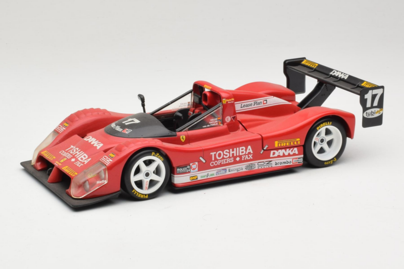 Ferrari 333 SP Toshiba #17 Velez / Taylor 2000 Hot Wheels 1:18 29230-P2 Druckguss