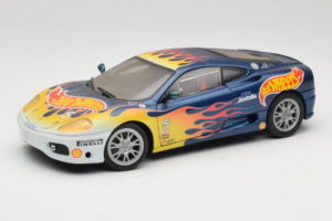 Ferrari 360 Modena Challenge #5 Hot Wheels Purple Fire Livery 1999 Bburago 1:18 29619 Druckguss