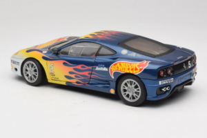 Ferrari 360 Modena Challenge #5 Hot Wheels Purple Fire Livery 1999 Bburago 1:18 29619 Druckguss — Bild 7 von 8