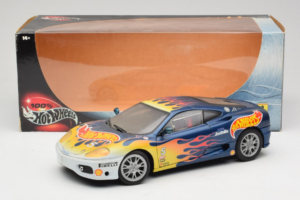 Ferrari 360 Modena Challenge #5 Hot Wheels Purple Fire Livery 1999 Bburago 1:18 29619 Druckguss — Bild 8 von 8