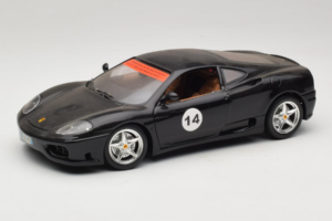 Ferrari 360 Modena #14 Schwarz Limitierte Auflage Bburago 1:18 3368-B1 Druckguss