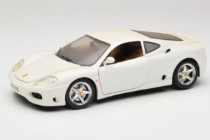 Ferrari 360 Modena Weiß Bburago 1:18 3368-W1 Druckguss