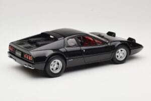 Ferrari 365 GT4/BB Schwarz Kyosho 1:18 08173K Druckguss — Bild 3 von 8