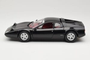Ferrari 365 GT4/BB Schwarz Kyosho 1:18 08173K Druckguss — Bild 4 von 8