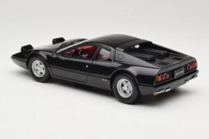 Ferrari 365 GT4/BB Schwarz Kyosho 1:18 08173K Druckguss — Bild 7 von 8