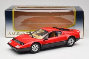 Ferrari 365 GT4/BB Rot Kyosho 1:18 08173R Druckguss — Bild 8 von 8