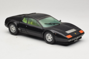 Ferrari 365 GT4 BB Schwarz Chrono 1:18 CH002 Druckguss — Bild 6 von 8