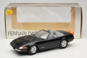Ferrari 365 GTB/4 Daytona Cabriolet Schwarz Techno Giodi 1:18 40011-B1 Druckguss — Bild 8 von 8