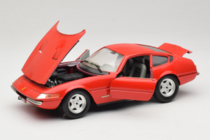 Ferrari 365 GTB/4 Daytona Rot Techno Giodi 1:18 40011-P2 Druckguss — Bild 2 von 8