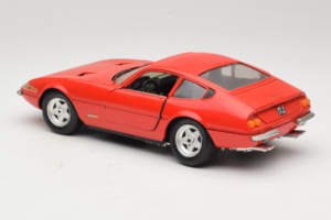 Ferrari 365 GTB/4 Daytona Rot Techno Giodi 1:18 40011-P2 Druckguss — Bild 7 von 8