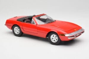 Ferrari 365 GTS Rot Solido 1:18 8017 Druckguss — Bild 6 von 8