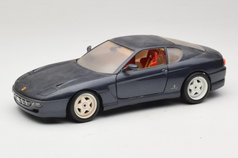Ferrari 456 GT Dark Blue Metallic Bburago 1:18 3036-B2 Druckguss