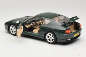 Ferrari 456 GT Dunkelgrün Bburago 1:18 3046-GR1 Druckguss — Bild 5 von 8