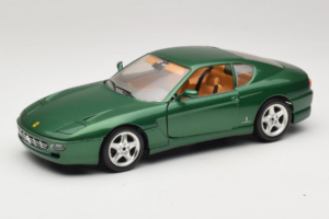 Ferrari 456 GT Grün Metallic Bburago 1:18 3036-GR1 Druckguss