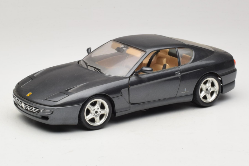 Ferrari 456 GT Grau Metallic Bburago 1:18 3036-G1 Druckguss