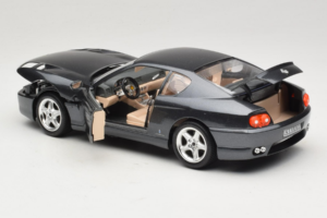 Ferrari 456 GT Grau Metallic Sonderlackierung Bburago 1:18 3036 D Druckguss — Bild 5 von 8
