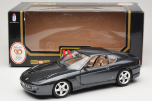 Ferrari 456 GT Grau Metallic Sonderlackierung Bburago 1:18 3036 D Druckguss — Bild 8 von 8