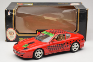 Ferrari 456 GT Interconti Car HiFi Rot Bburago 1:18 3036-D Druckguss — Bild 8 von 8