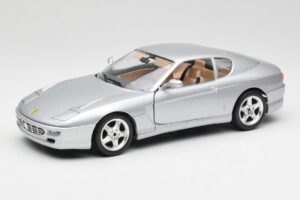 Ferrari 456 GT Silber Bburago 1:18 3036-M2 Druckguss