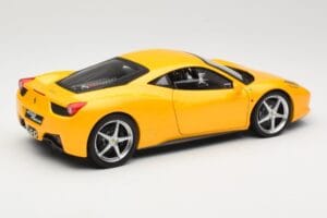 Ferrari 458 Italia Gelb Hot Wheels 1:18 P9894 Druckguss — Bild 3 von 8