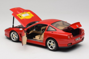 Ferrari 550 Maranello 22 Jahre Ferrari Model Club Rot Bburago 1:18 3064-P2 Druckguss — Bild 5 von 8