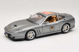 Ferrari 550 Maranello 25 Ferrari Model Club Silber Bburago 1:18 3344-S1 Druckguss