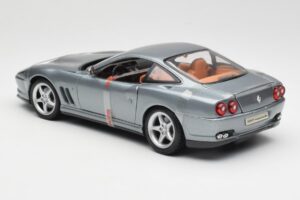 Ferrari 550 Maranello Grau Metallic Maisto 1:18 4839 Druckguss — Bild 5 von 6