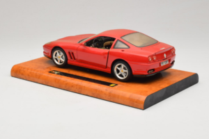 Ferrari 550 Maranello Technik Museum Speyer Edition Bburago 1:18 B001 Druckguss — Bild 7 von 8