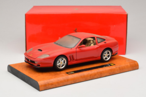 Ferrari 550 Maranello Technik Museum Speyer Edition Bburago 1:18 B001 Druckguss — Bild 8 von 8