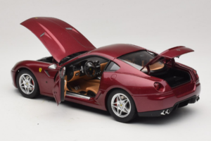 Ferrari 599 GTB Fiorano Dunkelrot Hot Wheels 1:18 M1200 Druckguss — Bild 5 von 8