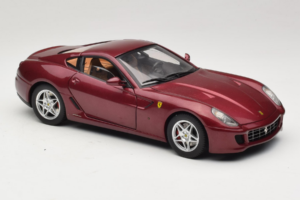 Ferrari 599 GTB Fiorano Dunkelrot Hot Wheels 1:18 M1200 Druckguss — Bild 6 von 8