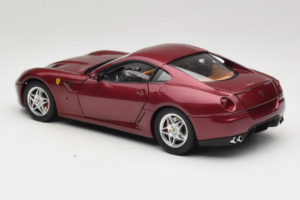 Ferrari 599 GTB Fiorano Dunkelrot Hot Wheels 1:18 M1200 Druckguss — Bild 7 von 8
