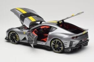 Ferrari 812 Competizione Grigio Coburn Bburago 1:18 18-01647 Druckguss — Bild 5 von 8