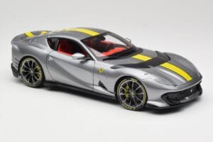 Ferrari 812 Competizione Grigio Coburn Bburago 1:18 18-01647 Druckguss — Bild 6 von 8