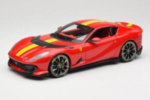 Ferrari 812 Competizione Rosso Corsa Mit Gelben Streifen Bburago 1:18 18-16915 Druckguss