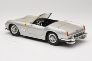 Ferrari California Cabriolet Silber Tonka 1:18 01109-S1 Druckguss — Bild 7 von 8