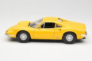 Ferrari Dino 246 GT Gelb Anson 1:18 30301W Druckguss — Bild 4 von 8