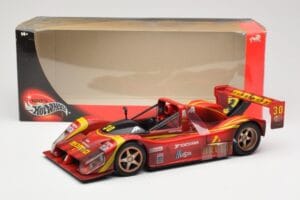 Ferrari F333 SP #30 Moretti 2001 Hot Wheels 1:18 29750 Druckguss — Bild 6 von 6
