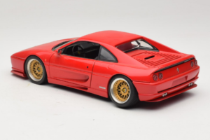 Ferrari F355 Berlinetta Rot Mit Custom-Goldfelgen UT Models 1:18 180074020-P5 Druckguss — Bild 7 von 8