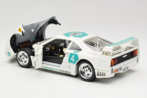 Ferrari F40 4444 Tage Garanta #4 Weiß Bburago 1:18 3332-W5 Druckguss — Bild 5 von 8