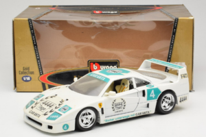 Ferrari F40 4444 Tage Garanta #4 Weiß Bburago 1:18 3332-W5 Druckguss — Bild 8 von 8