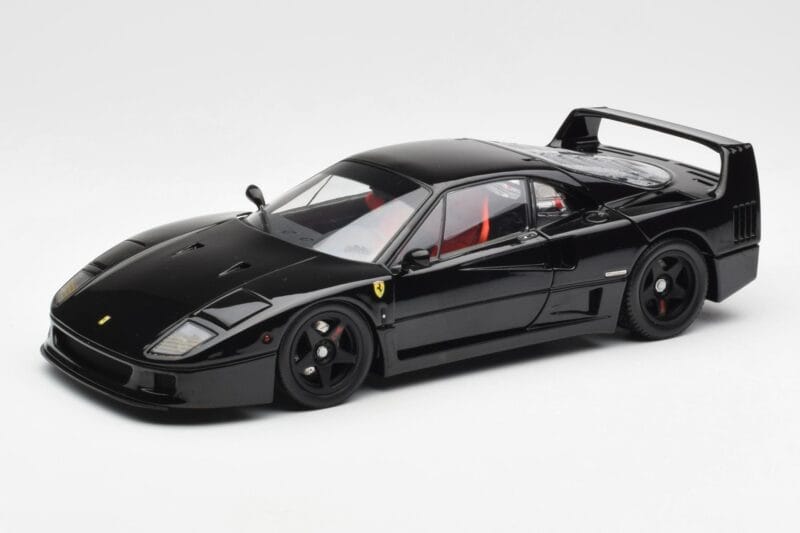 Ferrari F40 Schwarz Kyosho 1:18 08416BK Druckguss