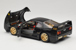 Ferrari F40 Schwarz mit Goldenen Rädern Bburago 1:18 3032-B2 Druckguss — Bild 5 von 8