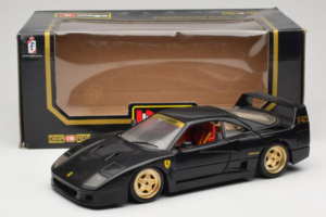 Ferrari F40 Schwarz mit Goldenen Rädern Bburago 1:18 3032-B2 Druckguss — Bild 8 von 8