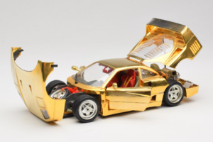 Ferrari F40 Chrome Gold Limited Edition 250 pcs Bburago 1:18 3332-G1 Druckguss — Bild 2 von 8