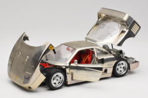 Ferrari F40 Chrome Silver Bburago 1:18 3401 Druckguss — Bild 2 von 8