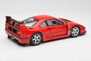 Ferrari F40 Competizione Test Version Rot Hot Wheels 1:18 P9922 Druckguss — Bild 3 von 8